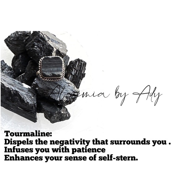 Big black Tourmaline sterling silver gem ring/Victorian Ring - Picture 5 of 9